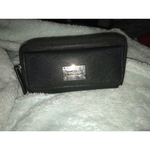 Kenneth Cole Wallet- open to negotiations